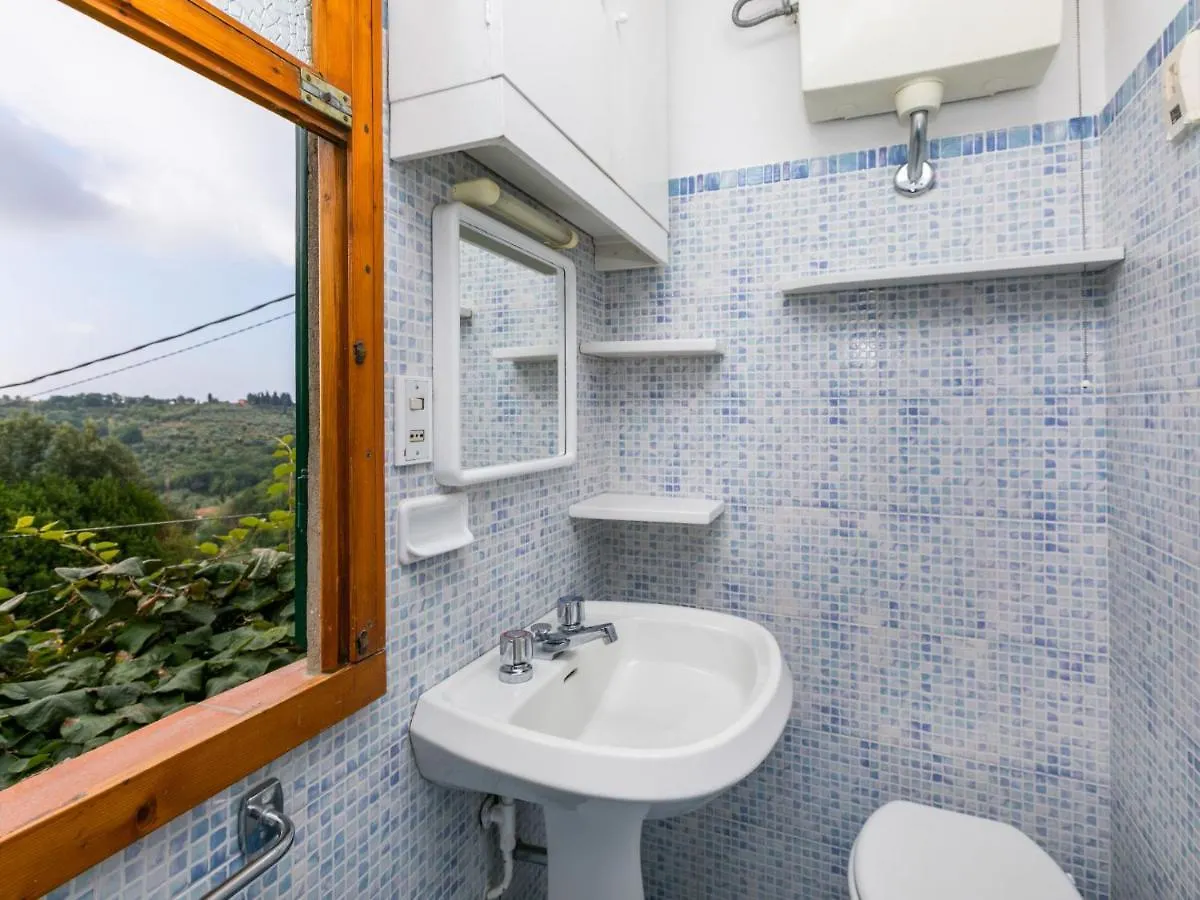 Apartment La Casa Del Fale Di Collodi By Interhome