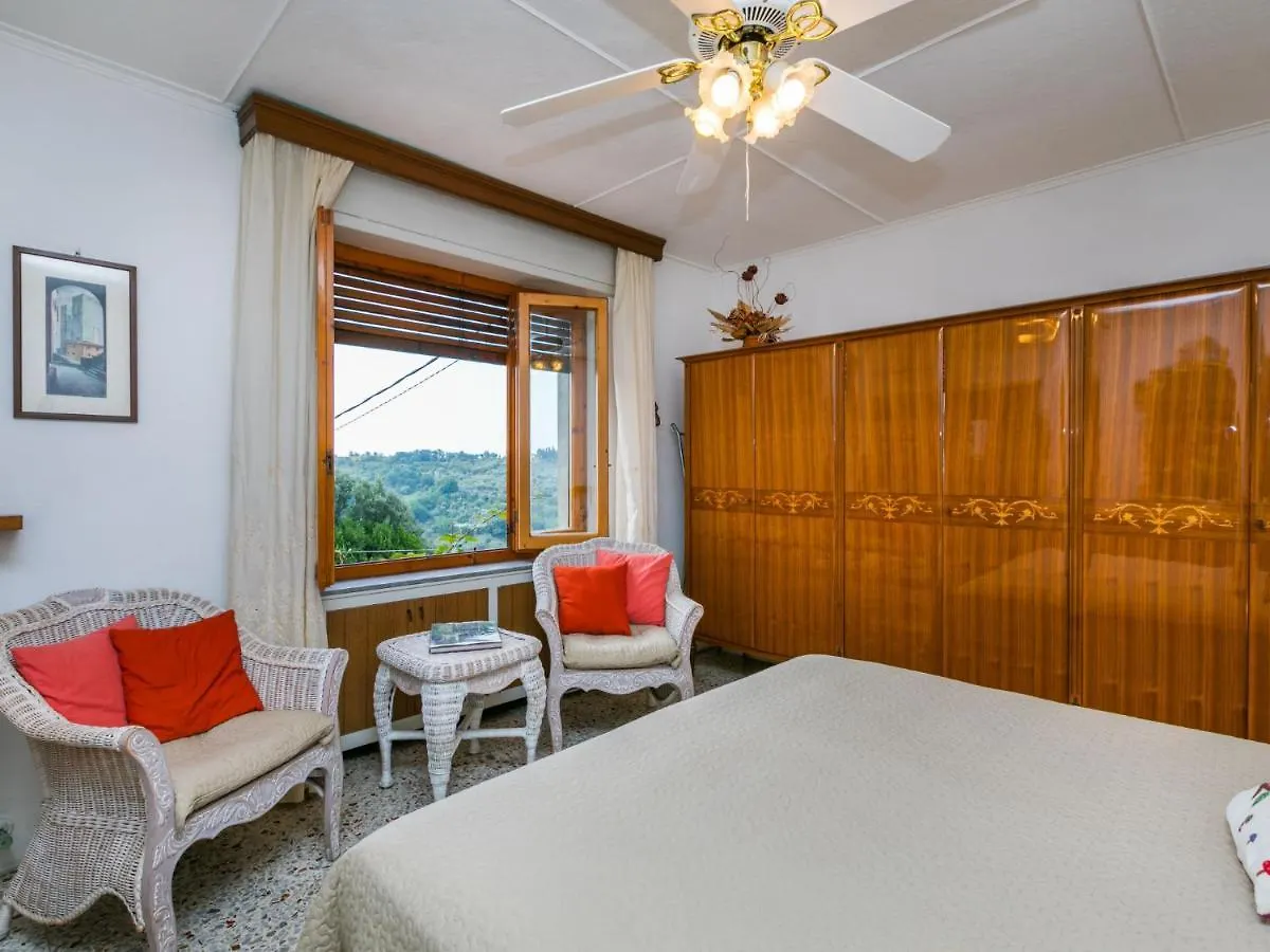 Apartment La Casa Del Fale Di Collodi By Interhome